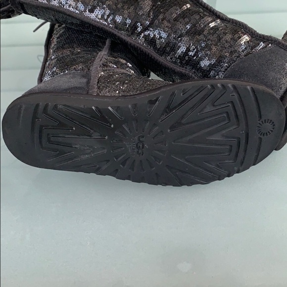 Tall Black Uggs - Picture 7 of 11